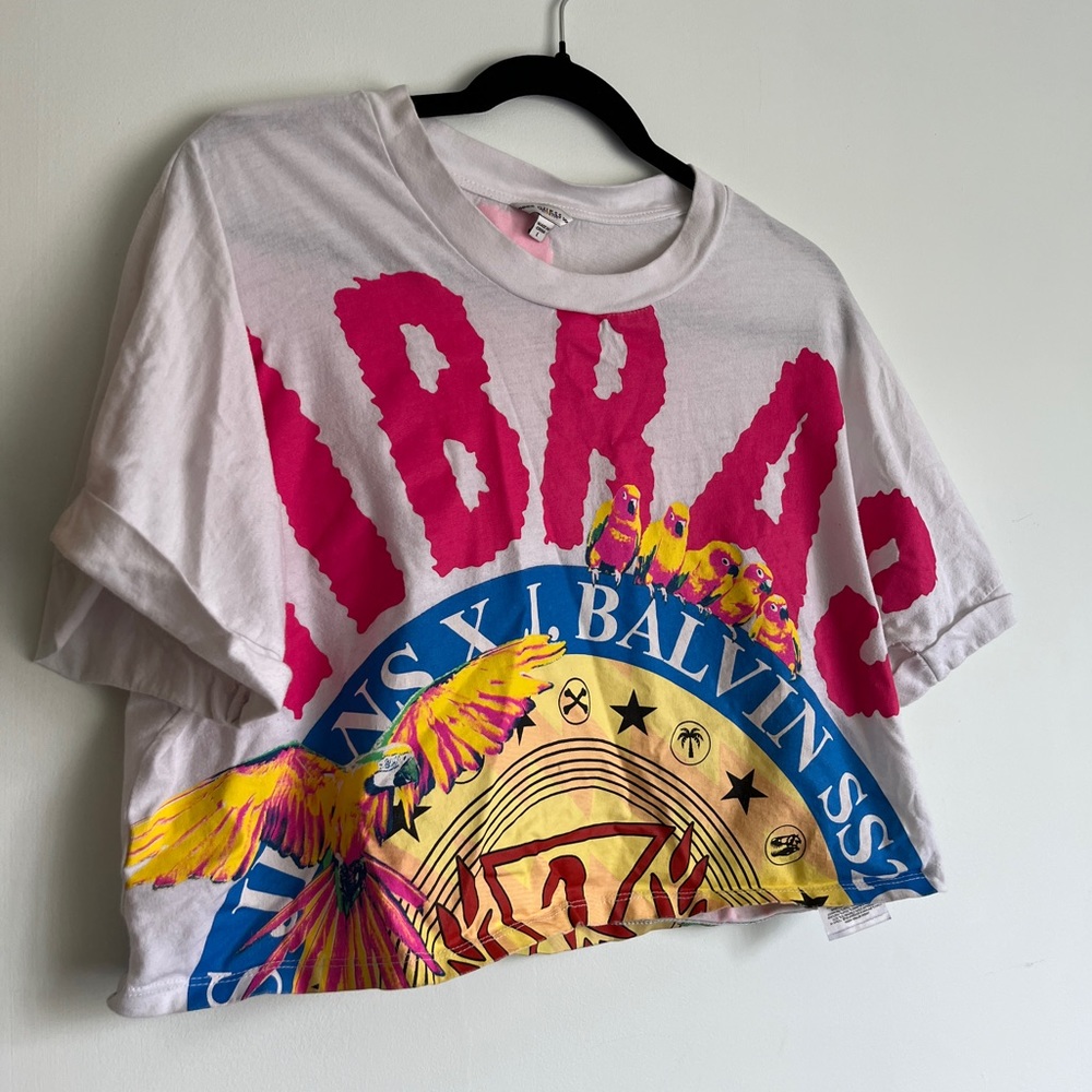 *SOLD* GUESS X J Balvin Vibras Women’s Crop Top - White